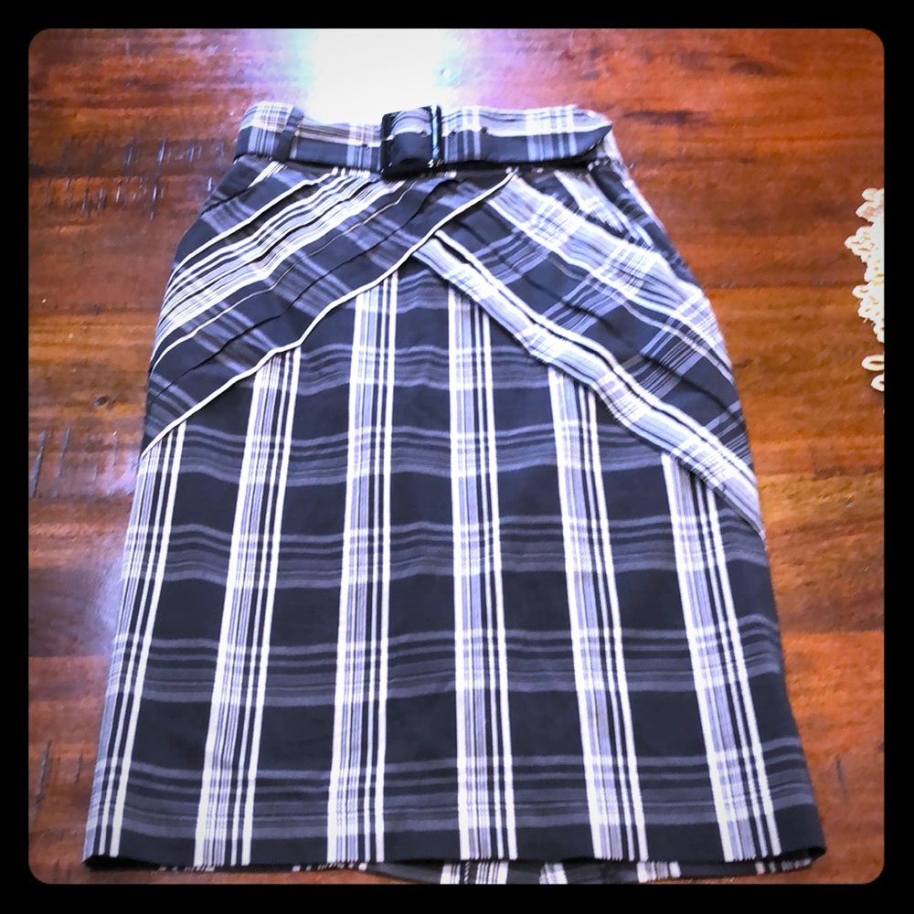 Bebe pencil skirt